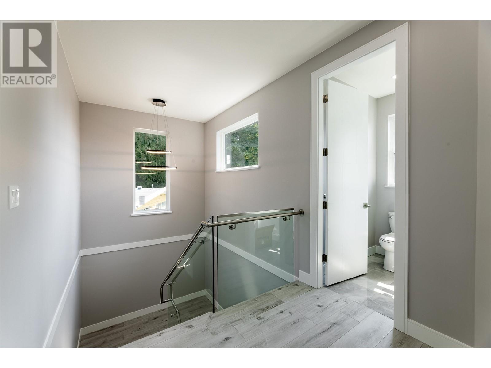 1163 Dansey Avenue, Coquitlam, British Columbia  V3K 3H5 - Photo 12 - R2827077