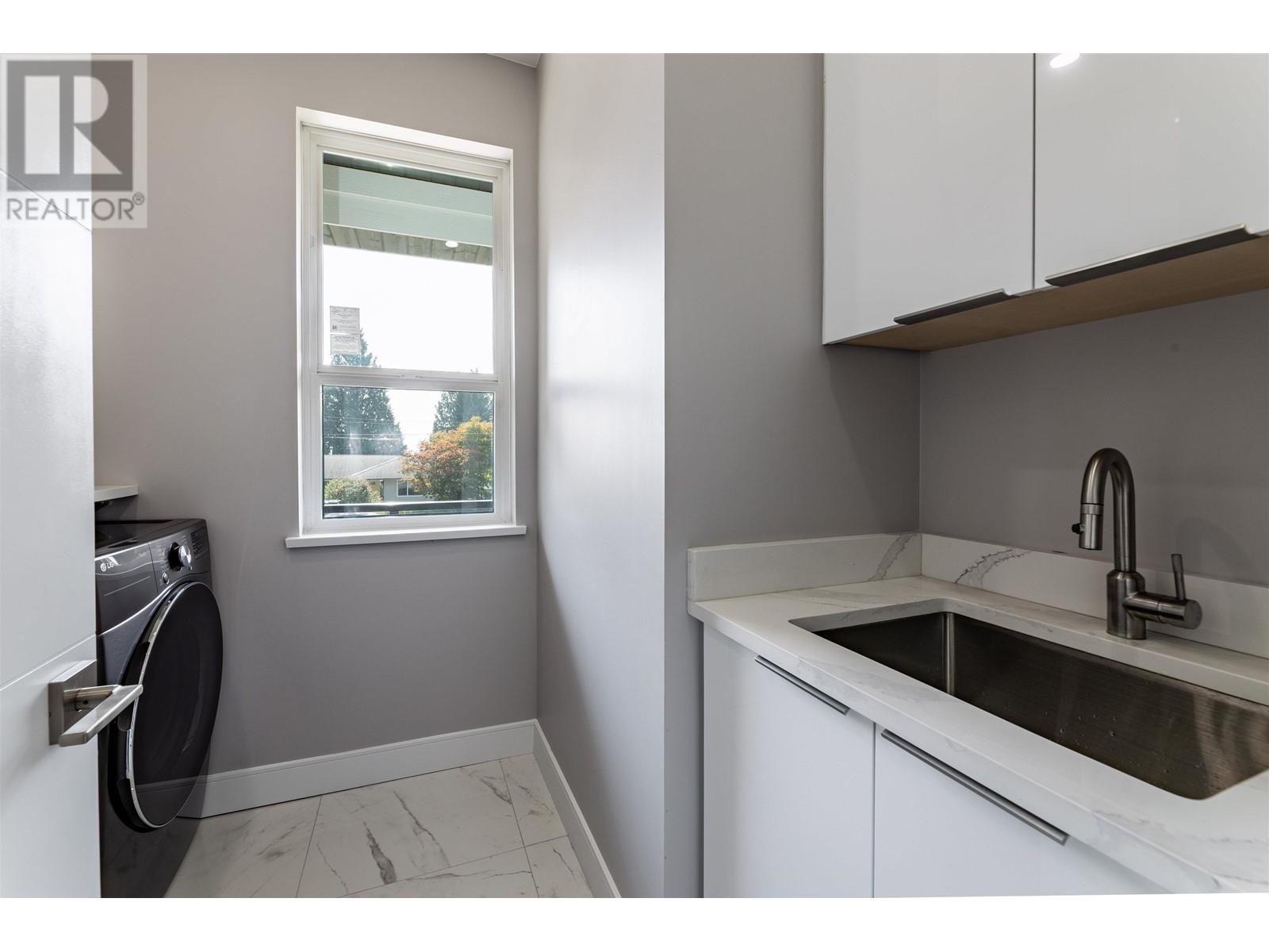 1163 Dansey Avenue, Coquitlam, British Columbia  V3K 3H5 - Photo 9 - R2827077