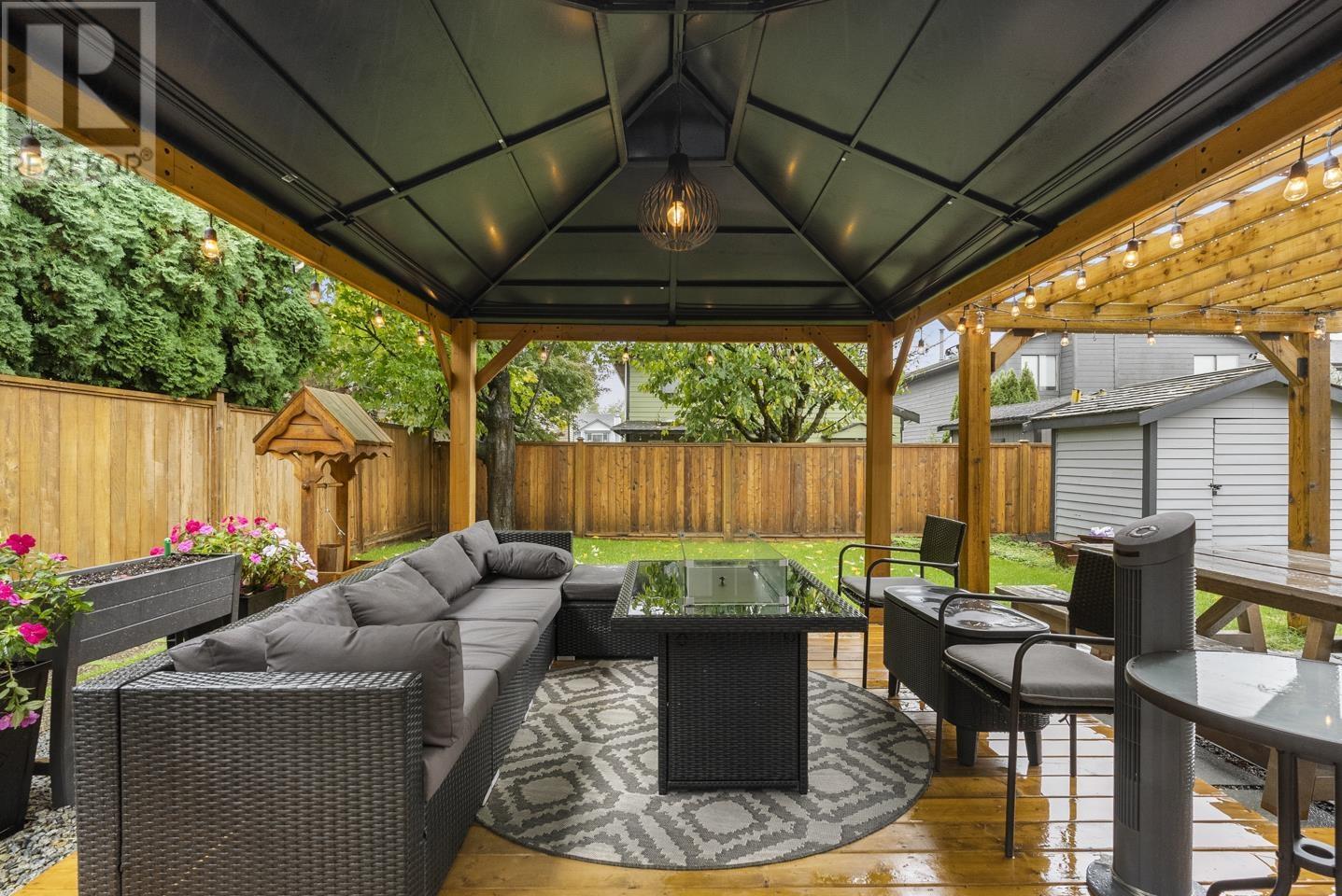 19054 117b Avenue, Pitt Meadows, British Columbia  V3Y 1Y1 - Photo 30 - R2826926