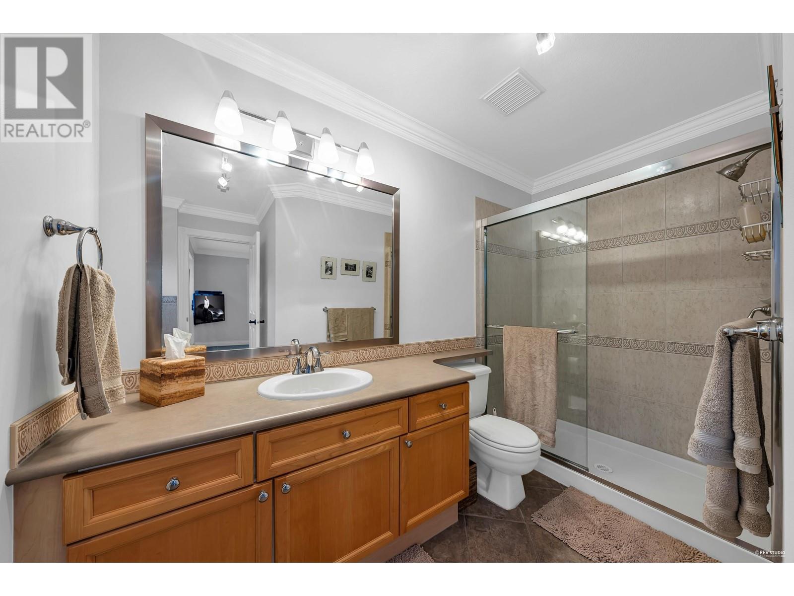 332 E 26th Street, North Vancouver, British Columbia  V7N 1B1 - Photo 20 - R2827075