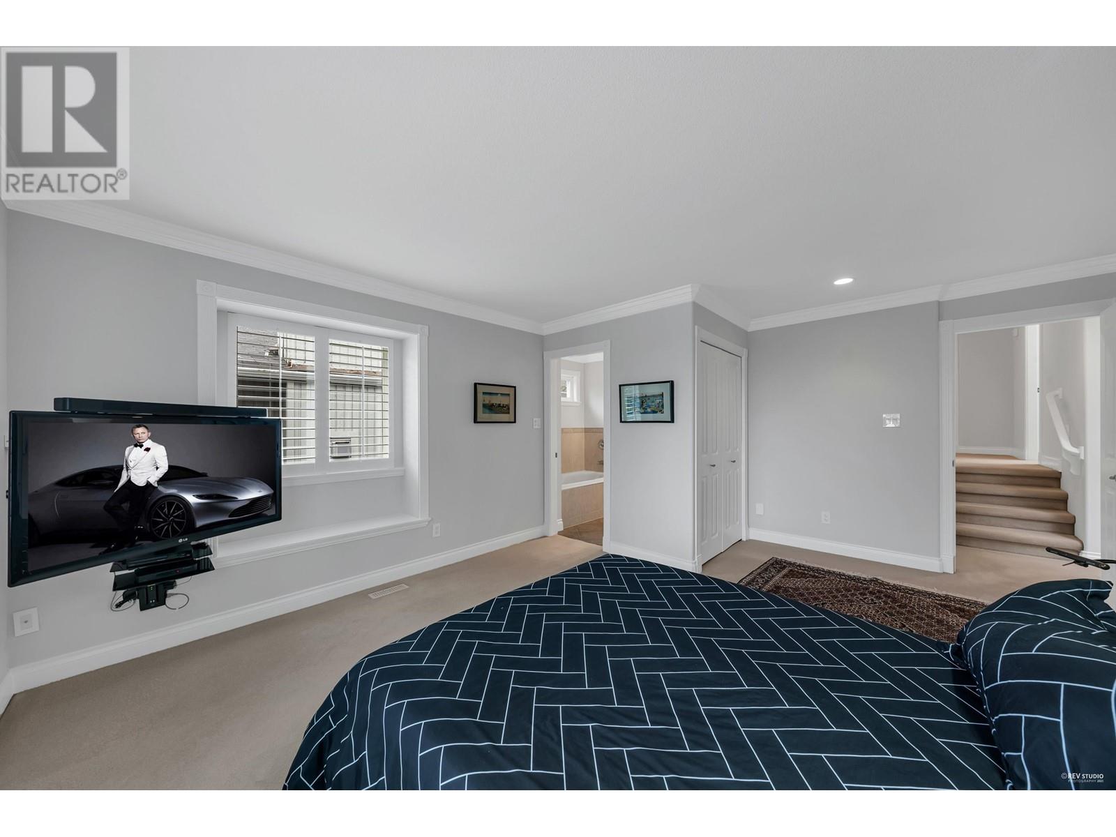 332 E 26th Street, North Vancouver, British Columbia  V7N 1B1 - Photo 17 - R2827075