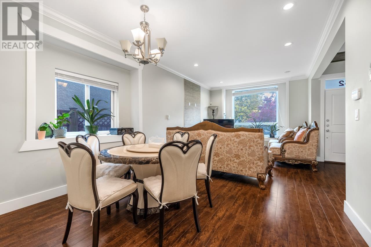 7052 Ramsay Avenue, Burnaby, British Columbia  V5E 3L2 - Photo 6 - R2827074