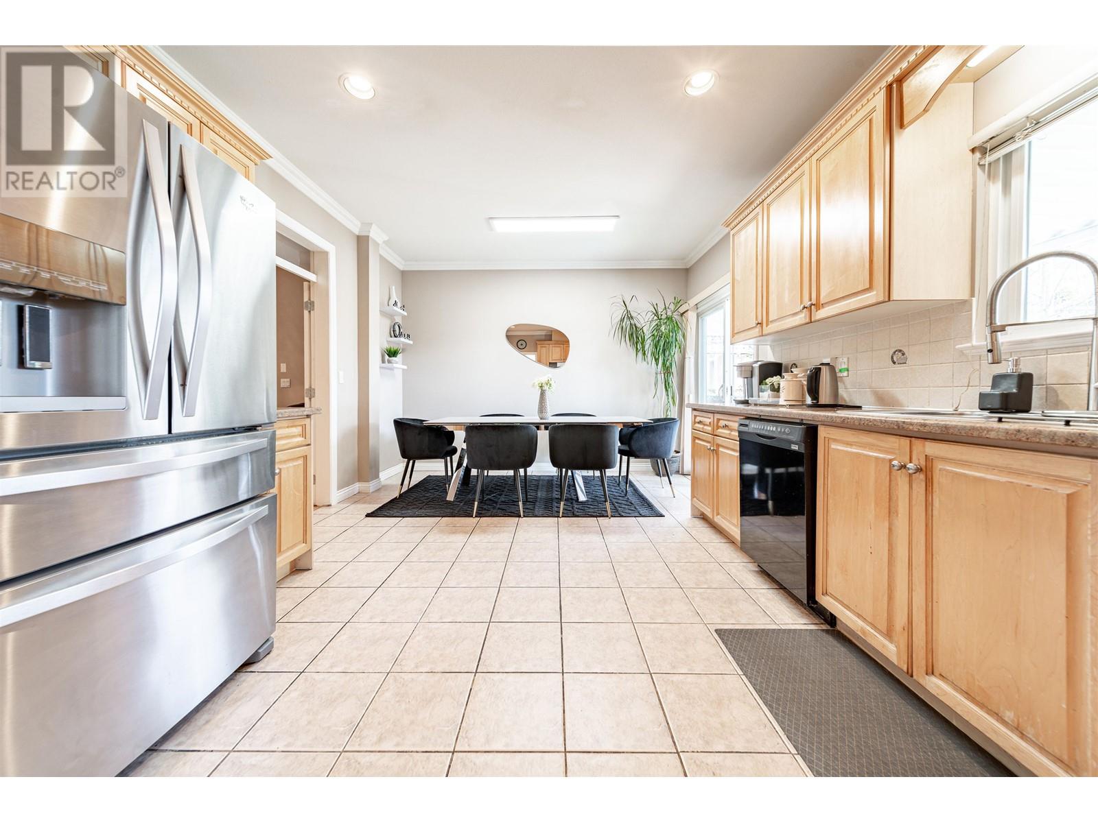 739 Smith Avenue, Coquitlam, British Columbia  V3J 2W8 - Photo 15 - R2759849