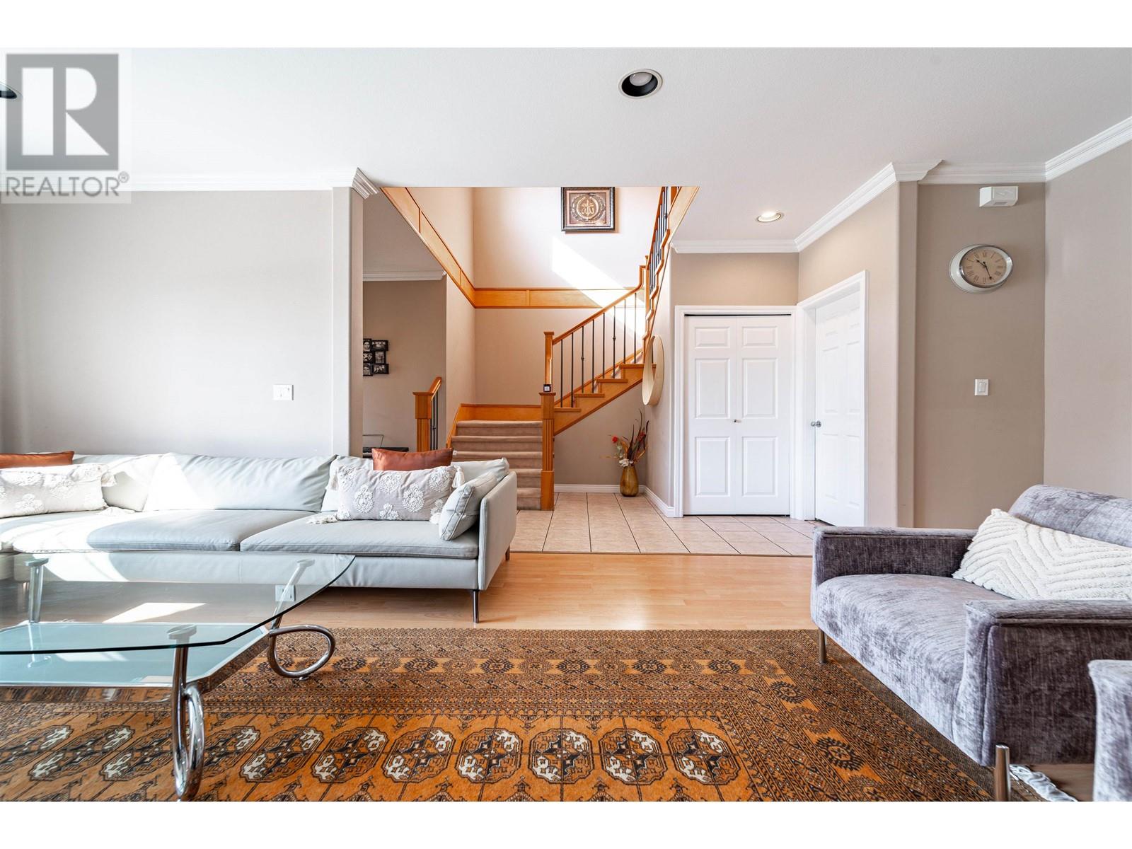 739 Smith Avenue, Coquitlam, British Columbia  V3J 2W8 - Photo 5 - R2759849