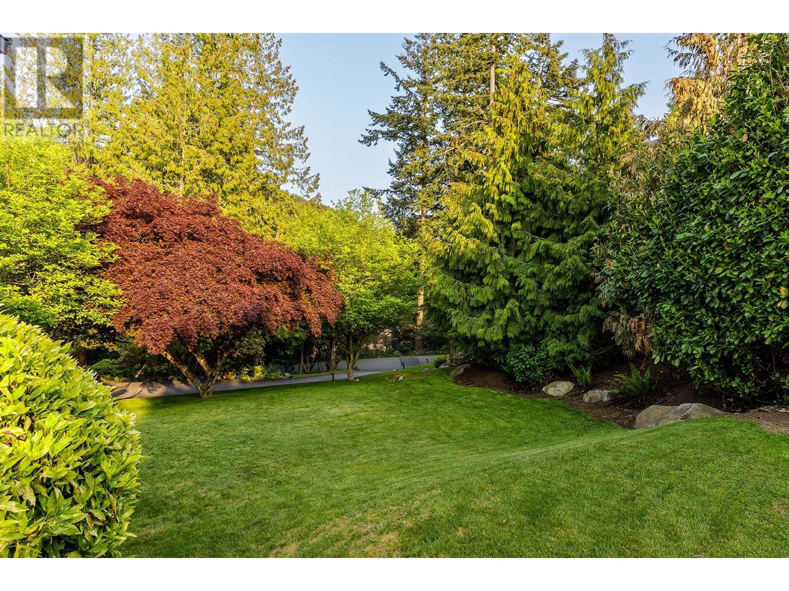 6265 Summit Avenue, West Vancouver, British Columbia  V7W 1Y3 - Photo 7 - R2814572