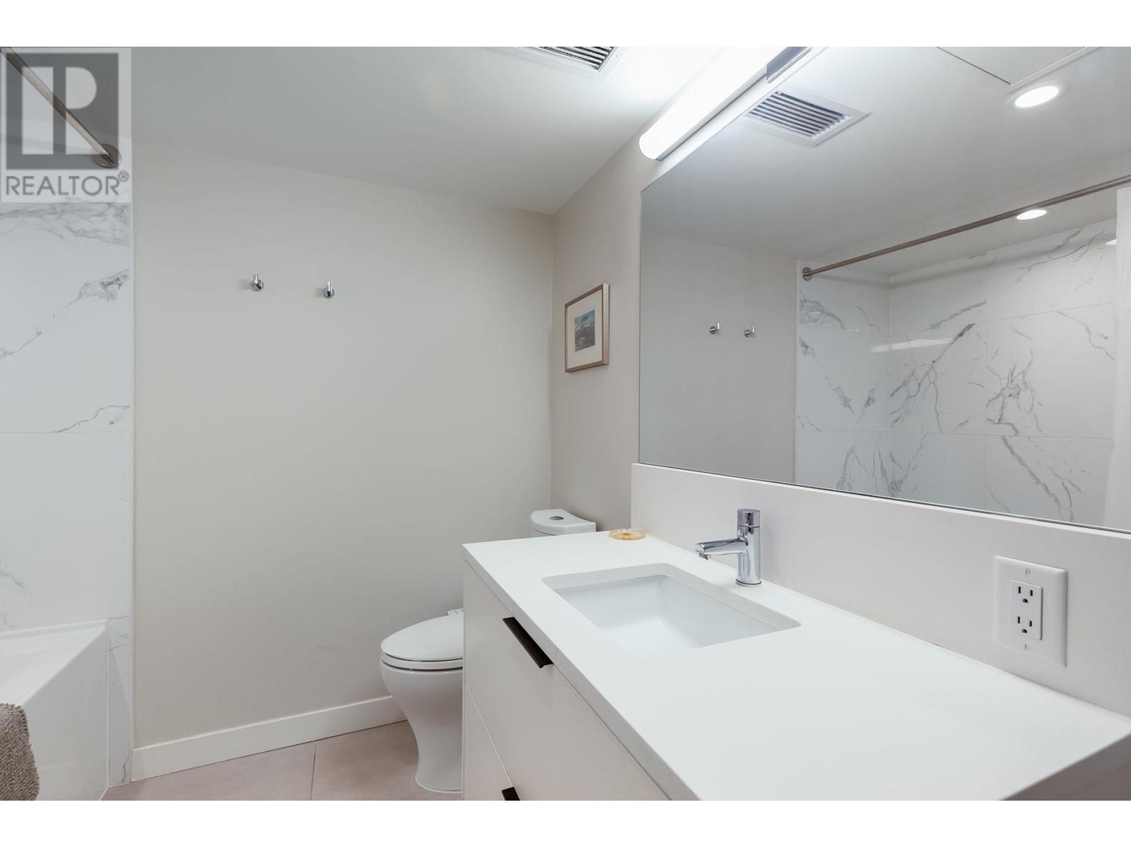 113 649 E 3rd Street, North Vancouver, British Columbia  V7L 1G6 - Photo 27 - R2825718