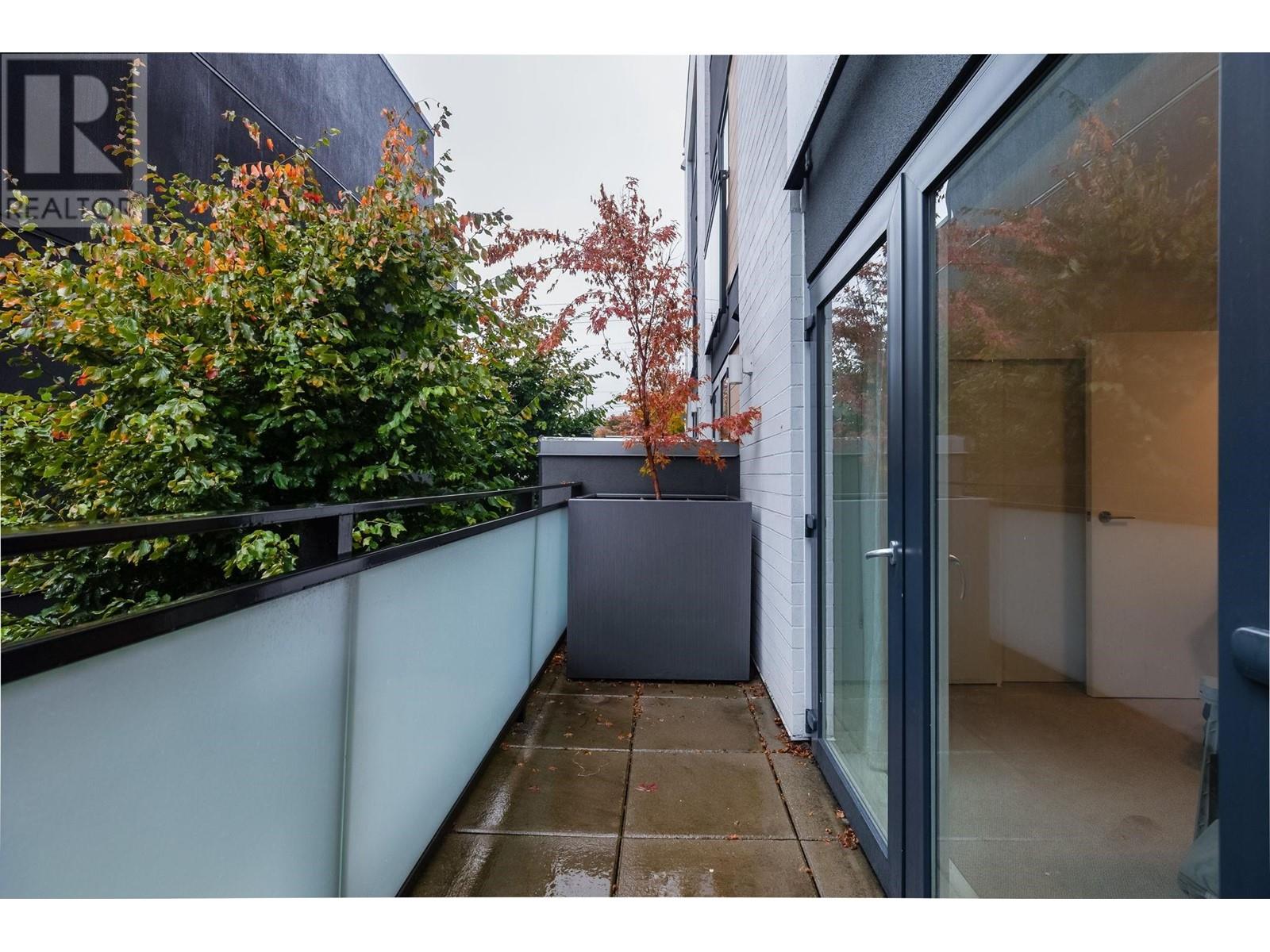 113 649 E 3rd Street, North Vancouver, British Columbia  V7L 1G6 - Photo 24 - R2825718