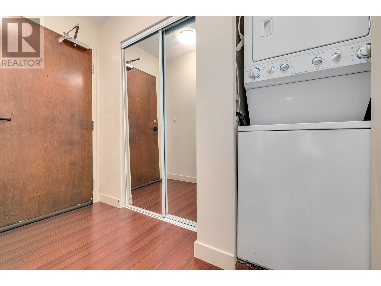 1304 8288 Lansdowne Road, Richmond, British Columbia  V6X 0B3 - Photo 18 - R2826866