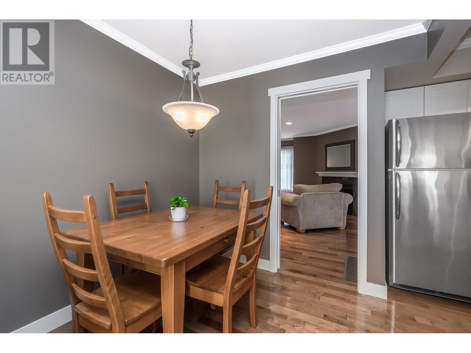2 1140 Falcon Drive, Coquitlam, British Columbia  V3E 2J8 - Photo 7 - R2827079