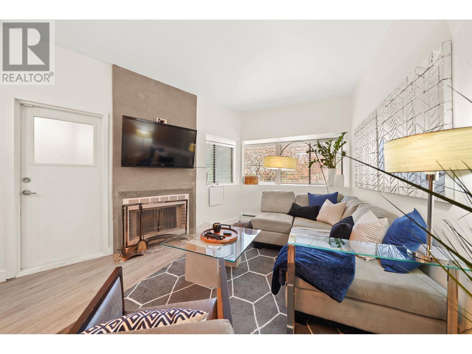 3 1115 W 10th Avenue, Vancouver, British Columbia  V6H 1J2 - Photo 4 - R2827117