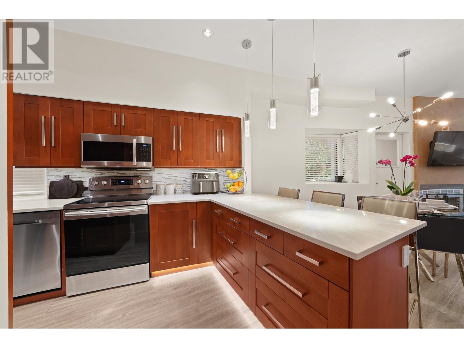 3 1115 W 10th Avenue, Vancouver, British Columbia  V6H 1J2 - Photo 9 - R2827117