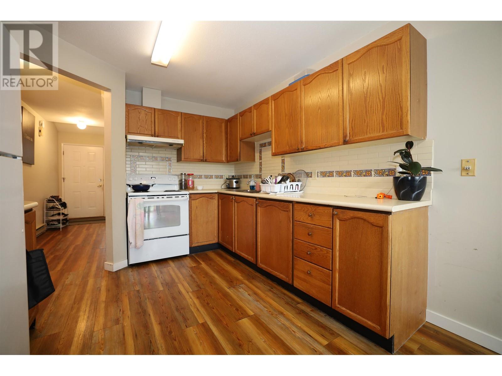 8 765 School Road, Gibsons, British Columbia  V0N 1V9 - Photo 13 - R2827138
