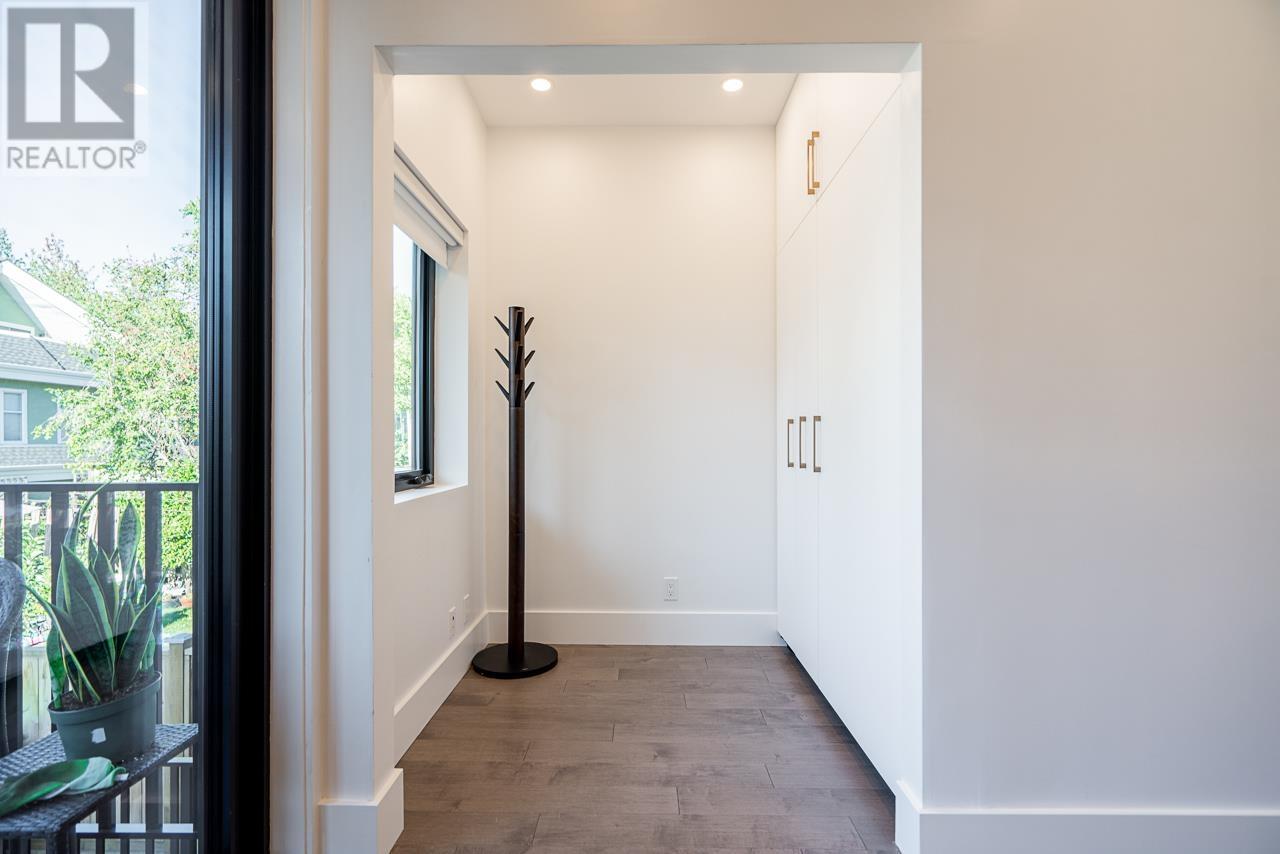 239 E 26th Avenue, Vancouver, British Columbia  V5V 2H2 - Photo 13 - R2827101