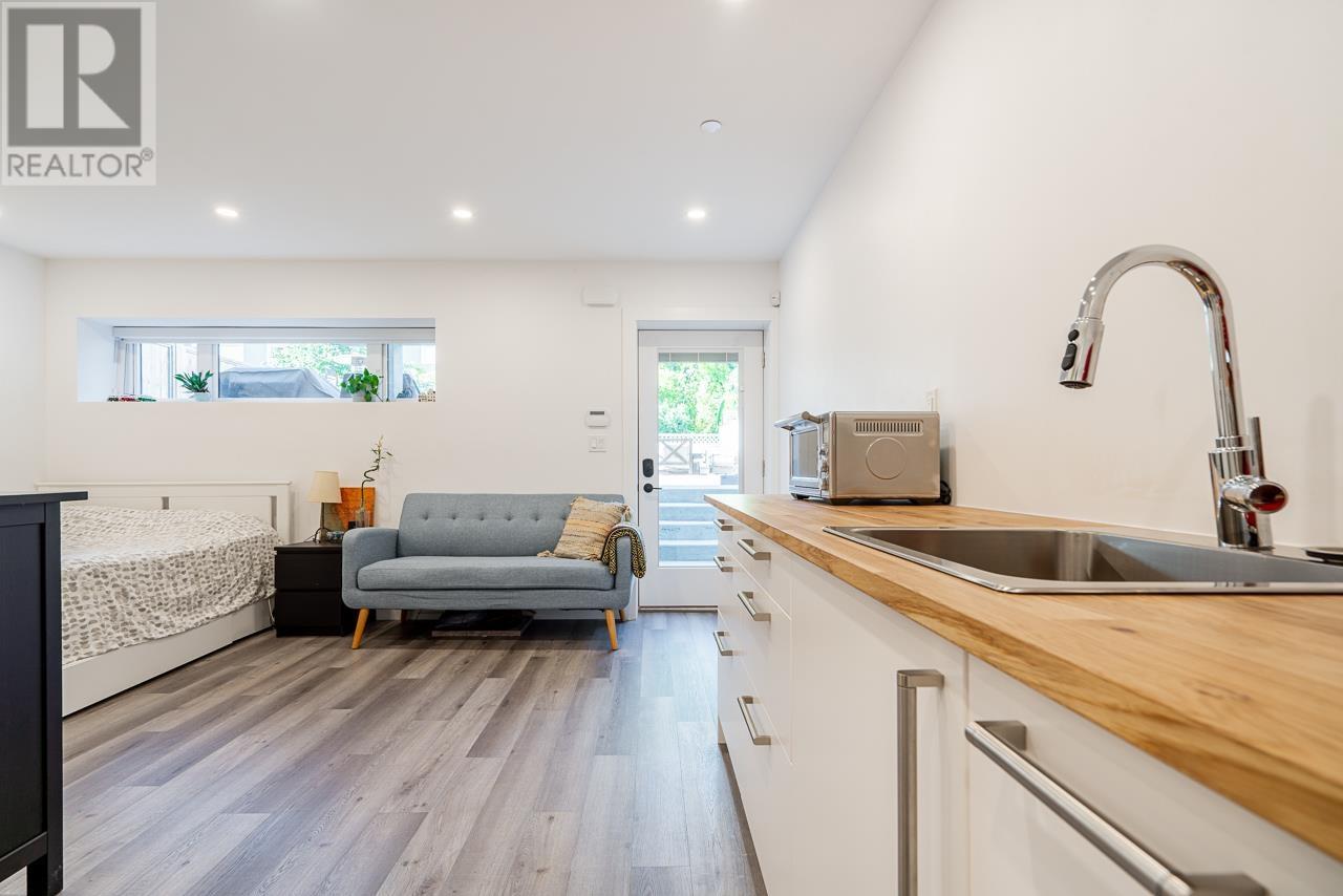 239 E 26th Avenue, Vancouver, British Columbia  V5V 2H2 - Photo 25 - R2827101