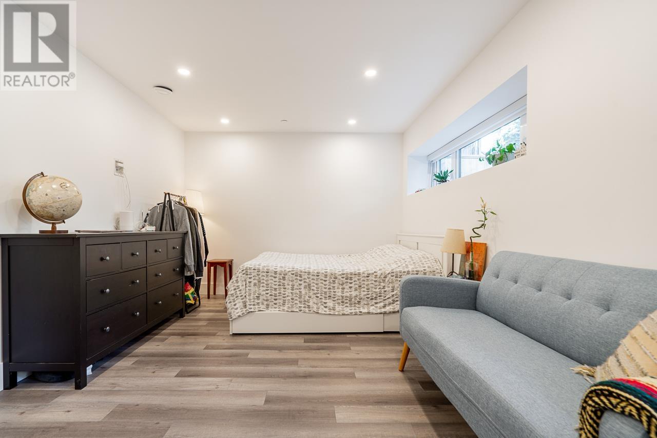 239 E 26th Avenue, Vancouver, British Columbia  V5V 2H2 - Photo 27 - R2827101
