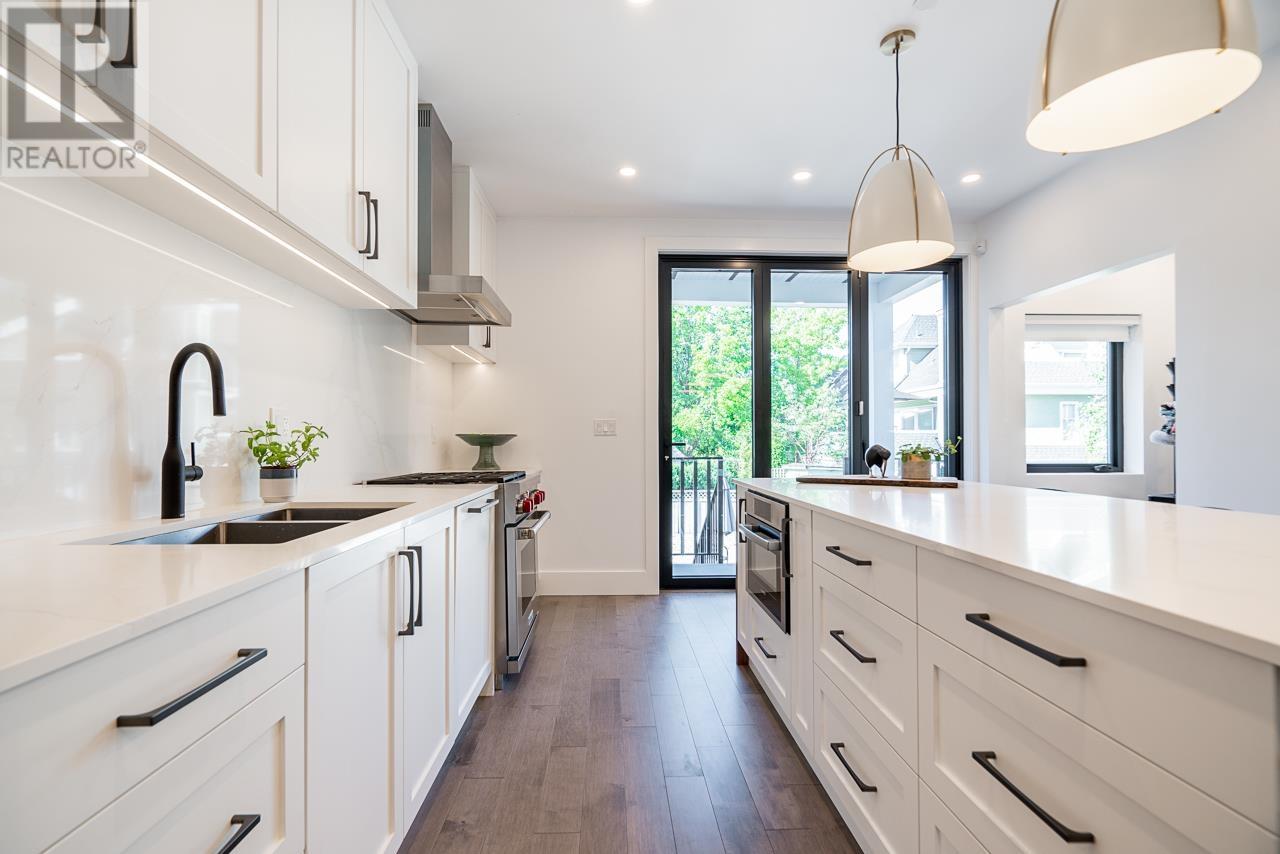 239 E 26th Avenue, Vancouver, British Columbia  V5V 2H2 - Photo 9 - R2827101