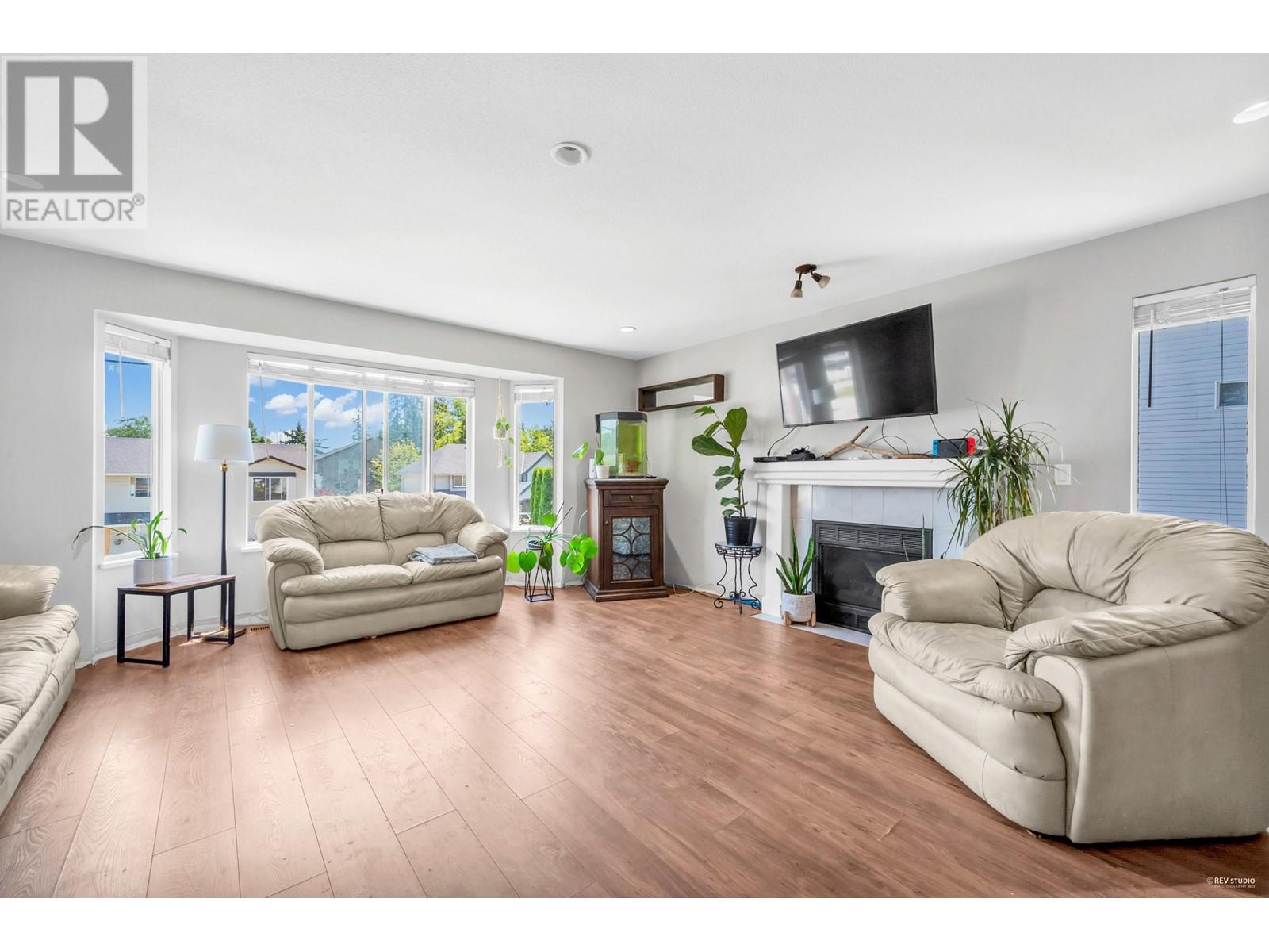 20361 Ospring Street, Maple Ridge, British Columbia  V2X 1K7 - Photo 14 - R2827139