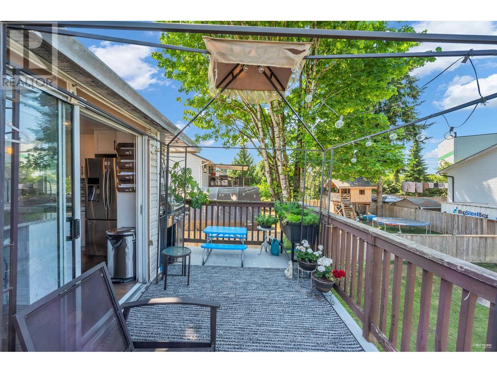 20361 Ospring Street, Maple Ridge, British Columbia  V2X 1K7 - Photo 23 - R2827139