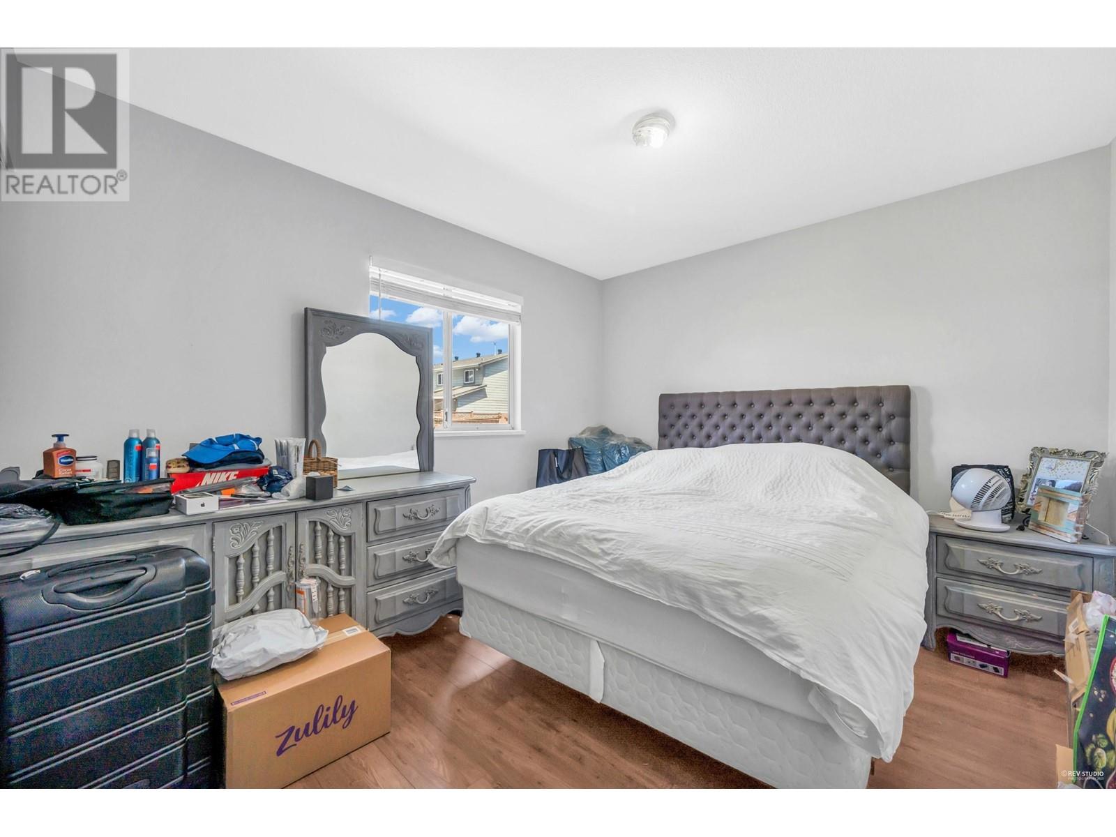 20361 Ospring Street, Maple Ridge, British Columbia  V2X 1K7 - Photo 3 - R2827139