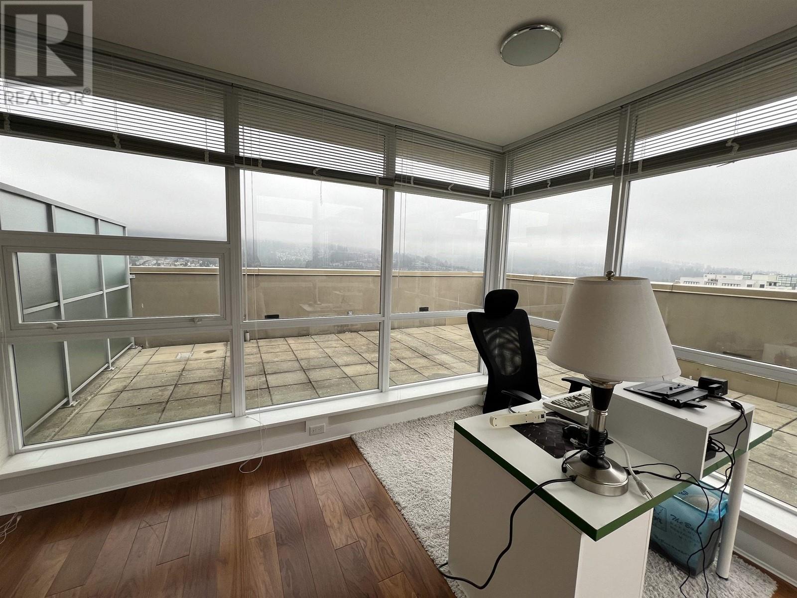 3403 2968 Glen Drive, Coquitlam, British Columbia  V3B 0C4 - Photo 15 - R2825111