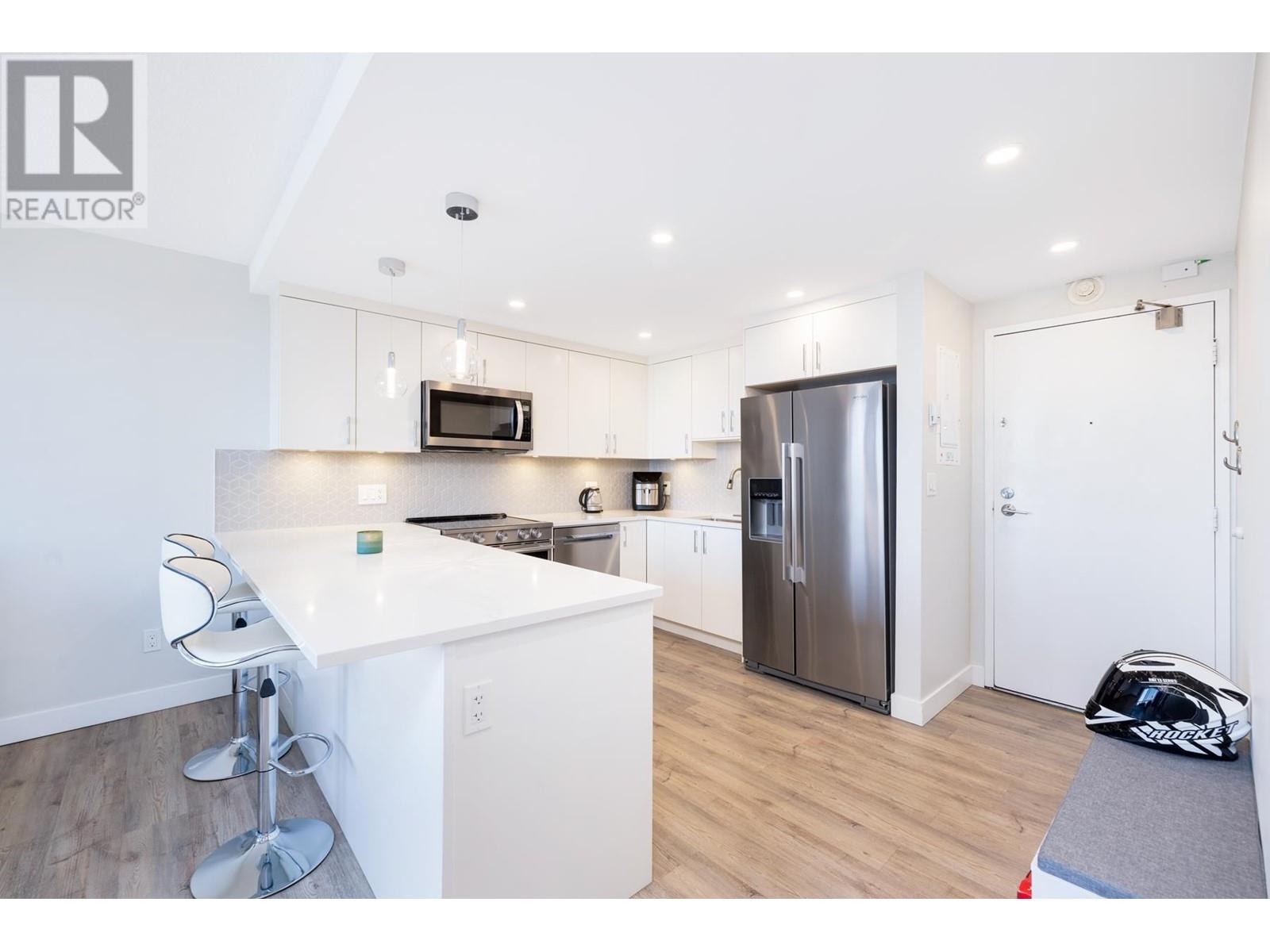 1601 320 Royal Avenue, New Westminster, British Columbia  V3L 5C6 - Photo 6 - R2822685