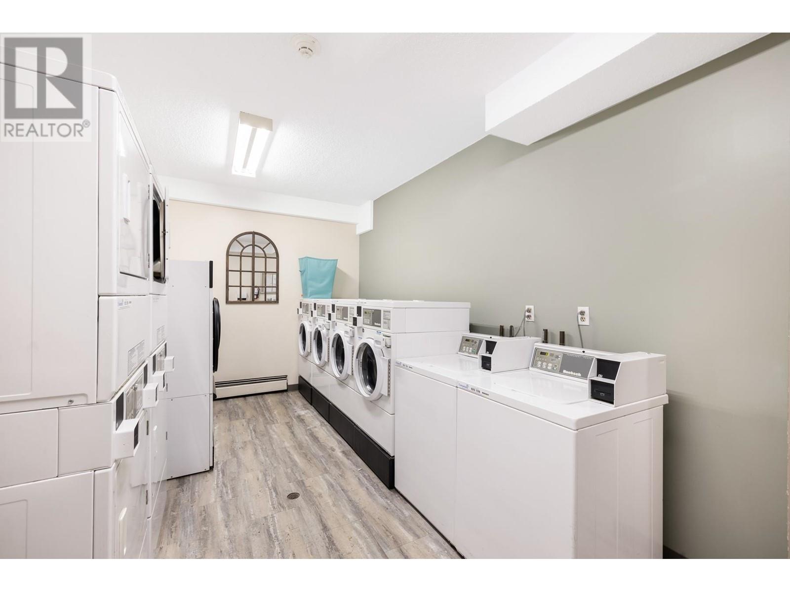 1601 320 Royal Avenue, New Westminster, British Columbia  V3L 5C6 - Photo 11 - R2822685