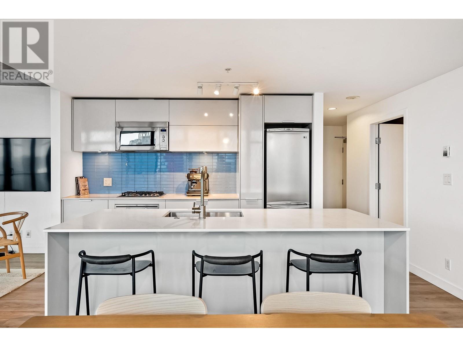 2205 108 W Cordova Street, Vancouver, British Columbia  V6B 0G5 - Photo 4 - R2827034