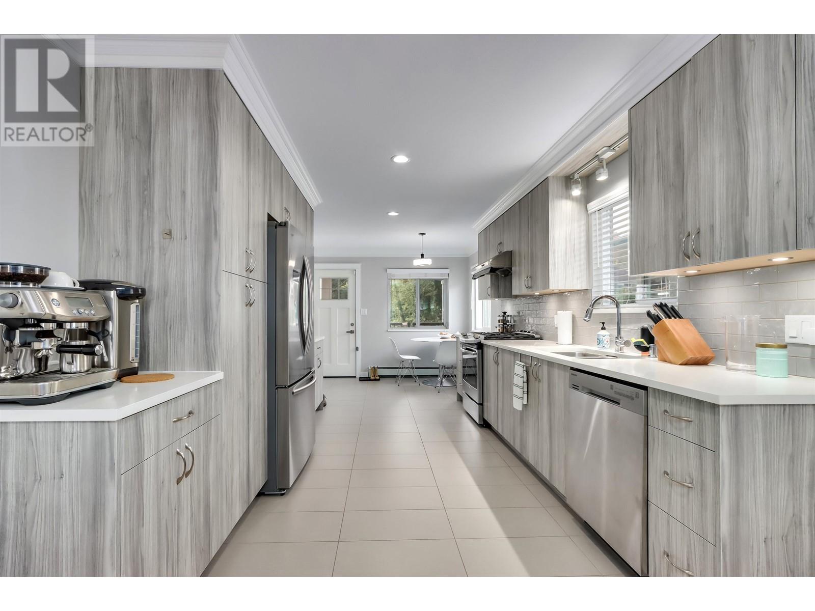 2886 E 24th Avenue, Vancouver, British Columbia  V5R 1E6 - Photo 10 - R2826964