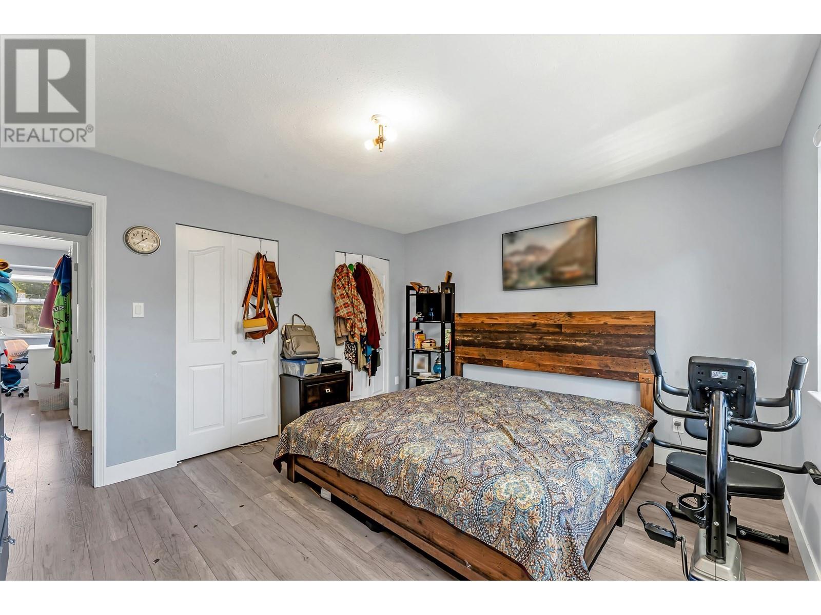 12326 Aurora Street, Maple Ridge, British Columbia  V2X 0J5 - Photo 11 - R2823424