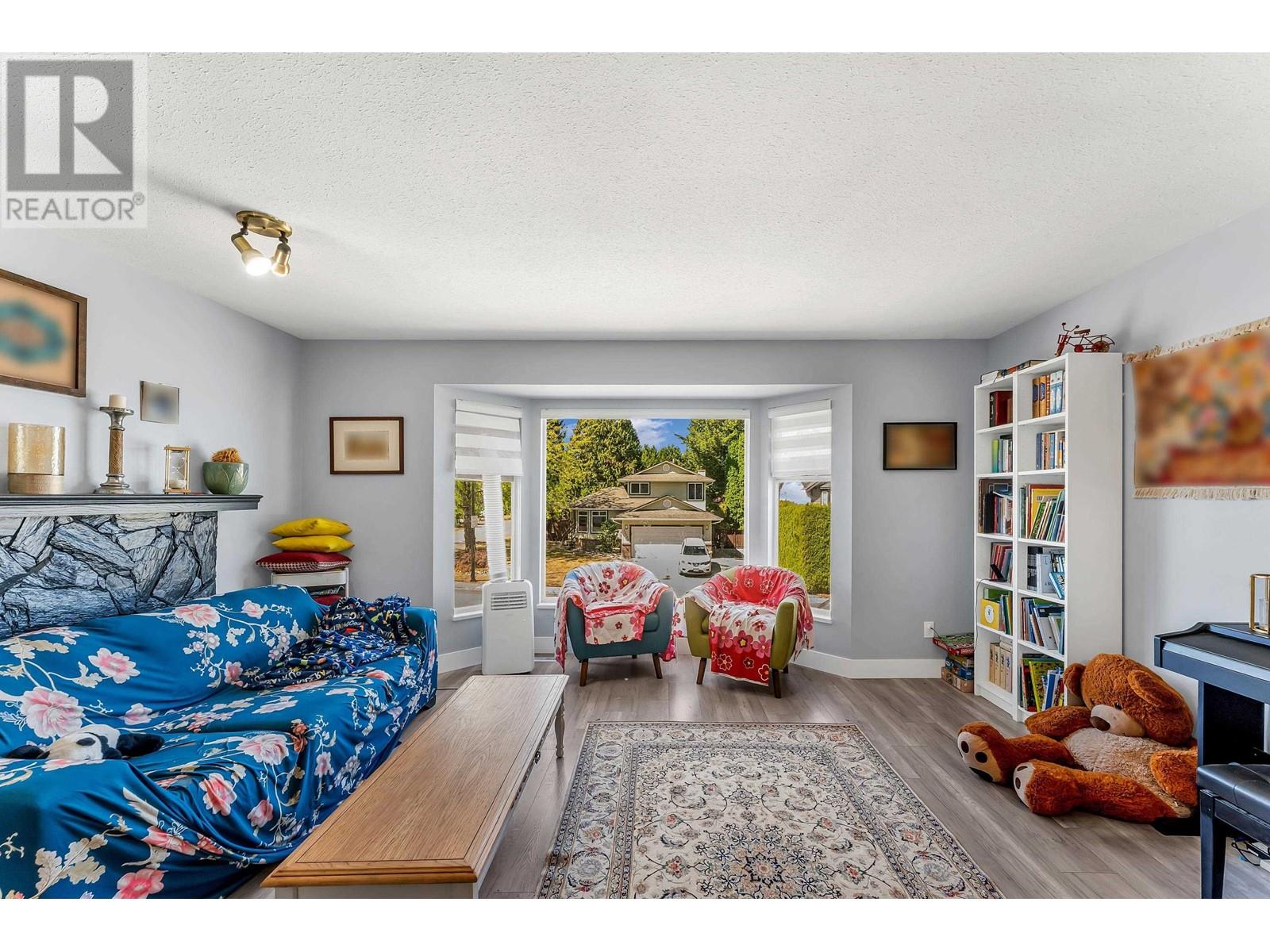12326 Aurora Street, Maple Ridge, British Columbia  V2X 0J5 - Photo 14 - R2823424