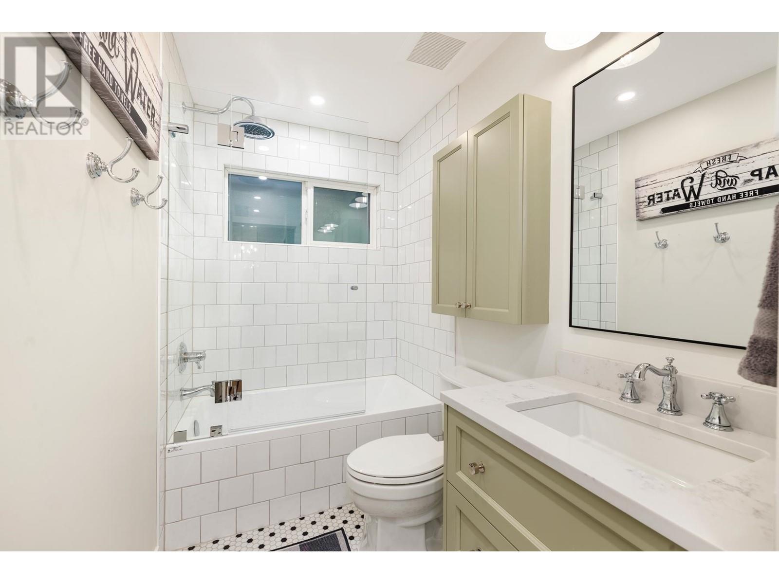 448 Brand Street, North Vancouver, British Columbia  V7N 1G1 - Photo 27 - R2827150