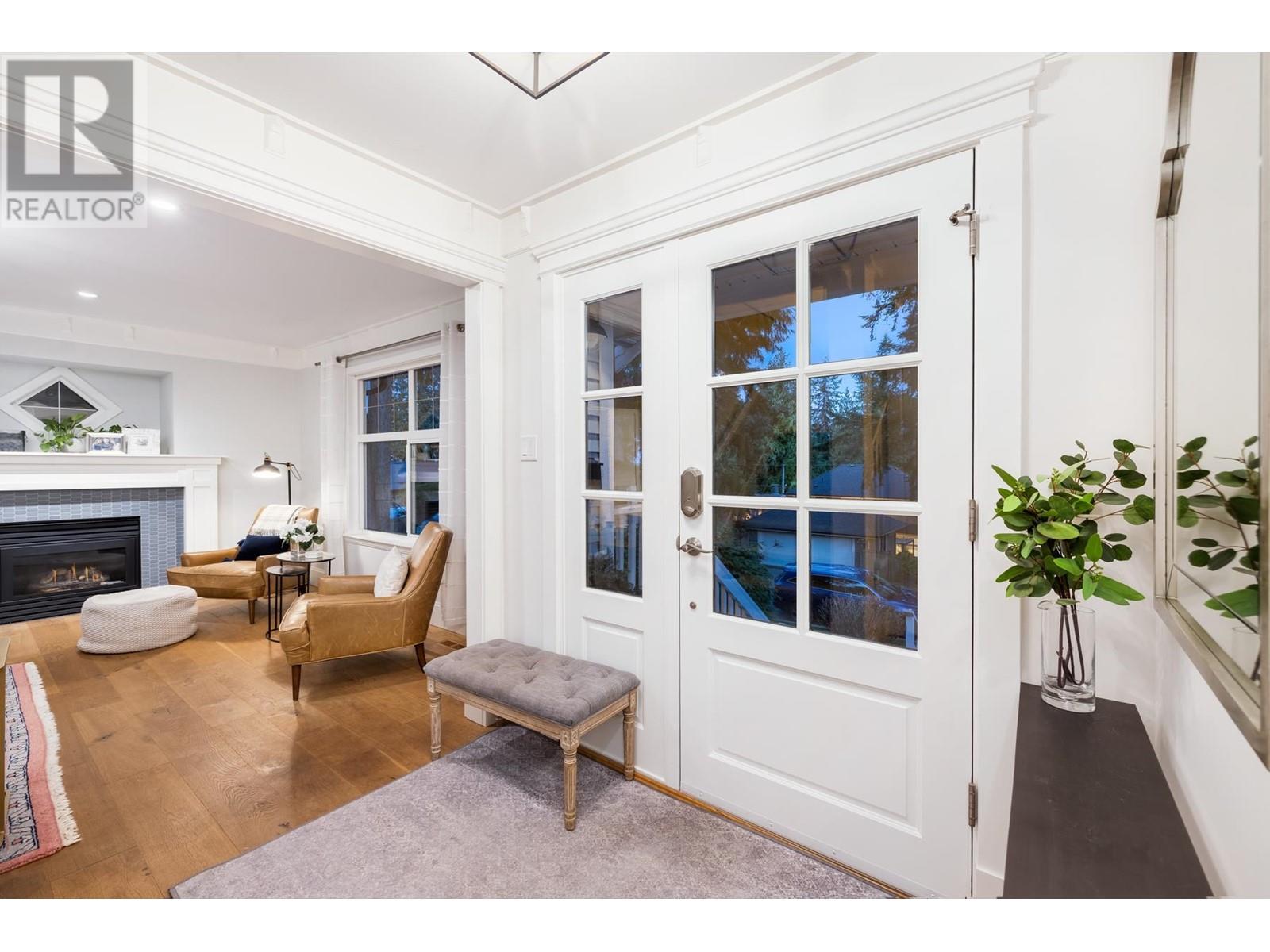 448 Brand Street, North Vancouver, British Columbia  V7N 1G1 - Photo 5 - R2827150