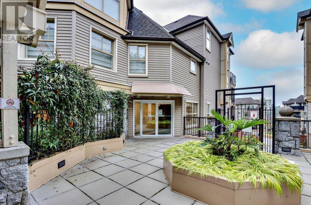 510 210 Eleventh Street, New Westminster, British Columbia  V3M 4C9 - Photo 2 - R2826863