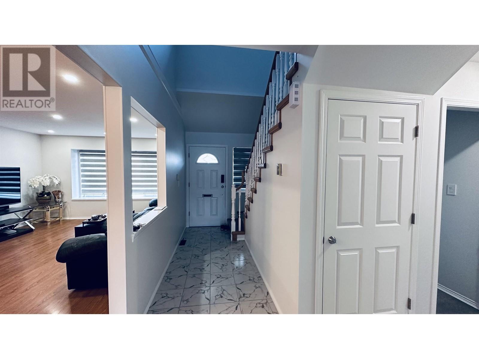 7760 17th Avenue, Burnaby, British Columbia  V3N 1L9 - Photo 6 - R2826680