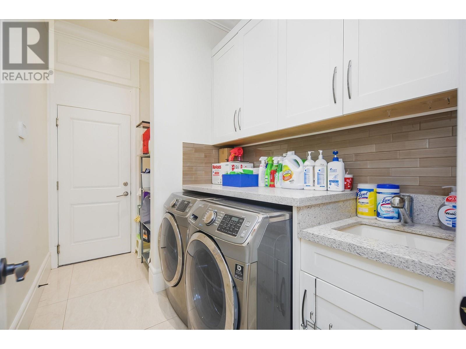 6831 Camsell Crescent, Richmond, British Columbia  V7C 2M9 - Photo 26 - R2823942