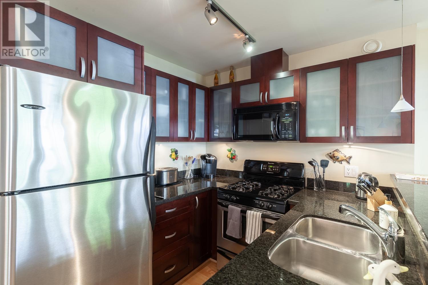 101 1586 W 11th Avenue, Vancouver, British Columbia  V6J 2B6 - Photo 15 - R2826753