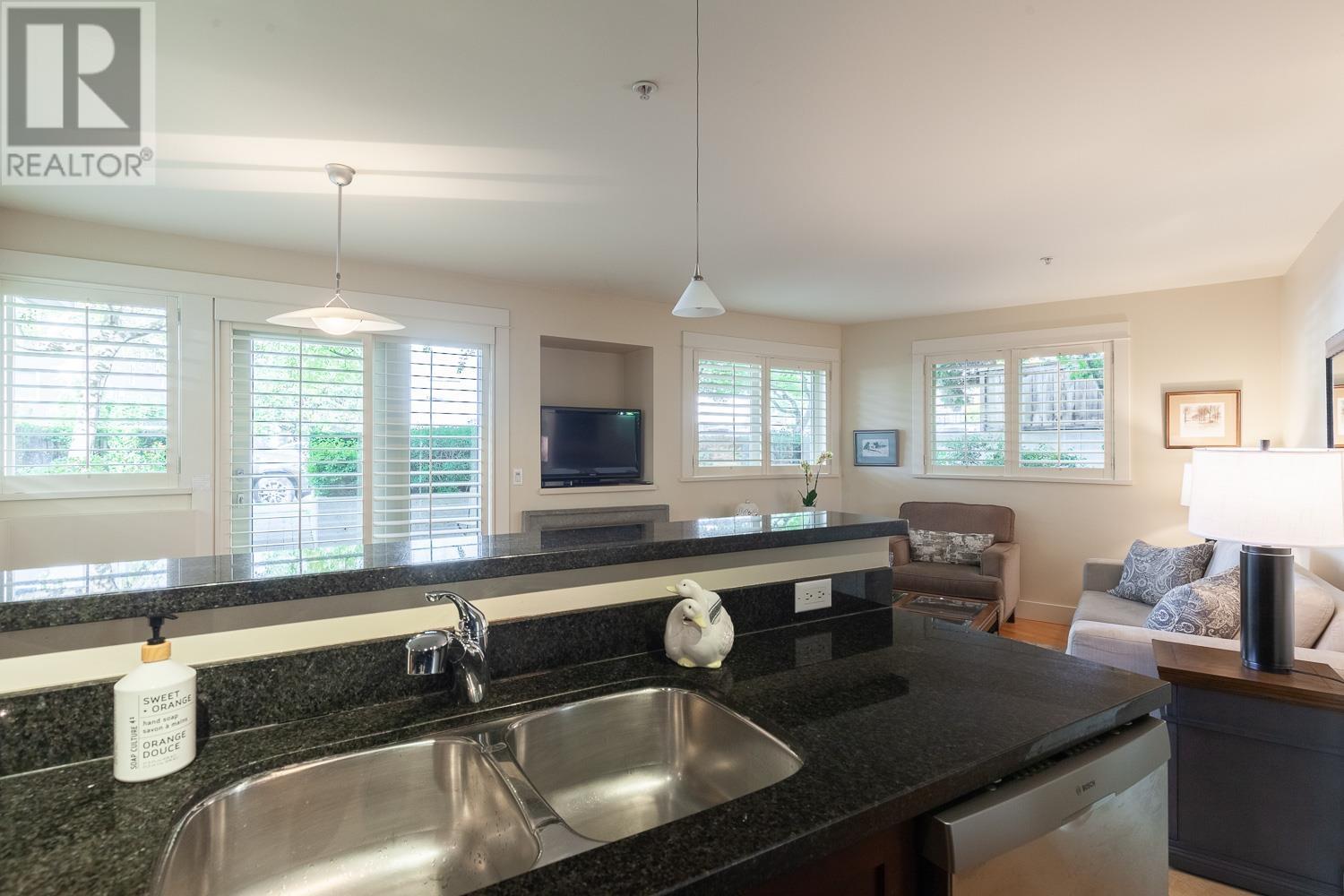 101 1586 W 11th Avenue, Vancouver, British Columbia  V6J 2B6 - Photo 16 - R2826753