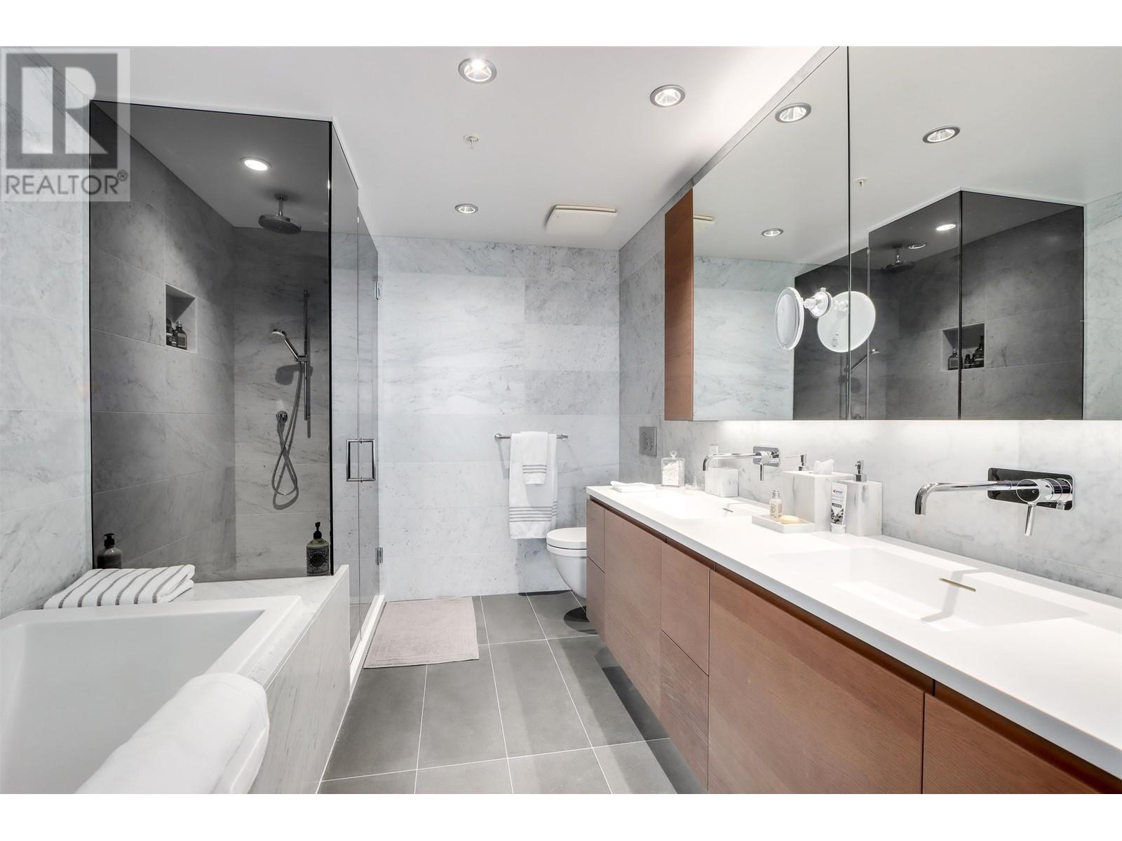 5205 1289 Hornby Street, Vancouver, British Columbia  V6Z 0G7 - Photo 13 - R2824206