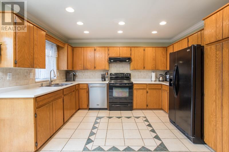 12404 188 Street, Pitt Meadows, British Columbia  V3Y 2G8 - Photo 3 - R2827175