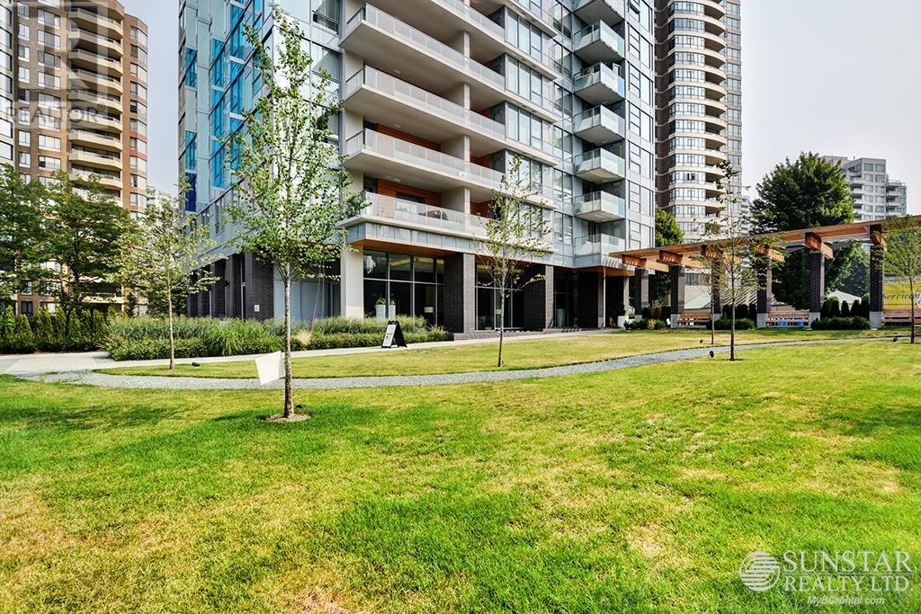 2501 5883 Barker Avenue, Burnaby, British Columbia  V5H 2P2 - Photo 2 - R2827176