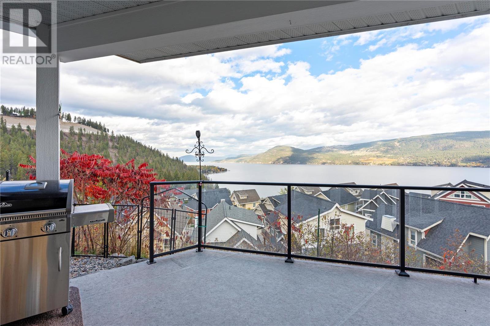 6754 La Palma Loop Kelowna