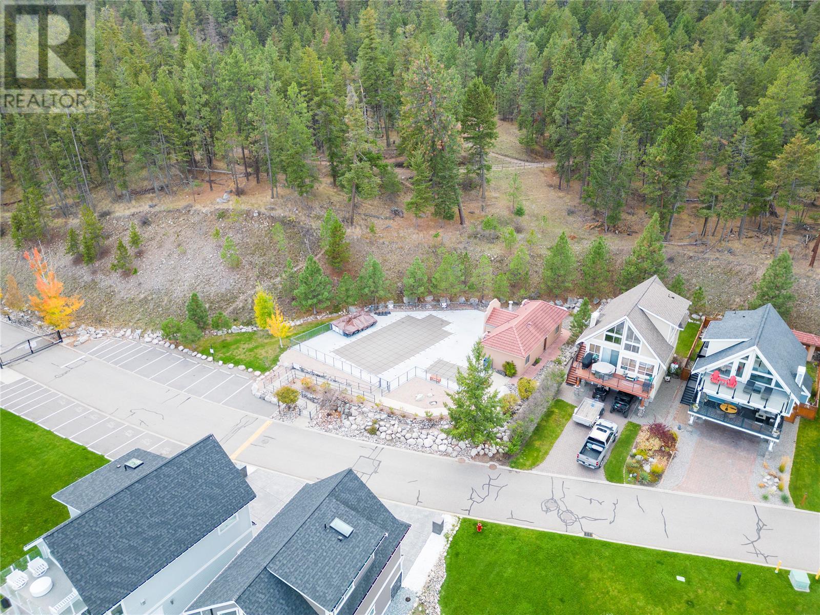 6754 La Palma Loop Kelowna