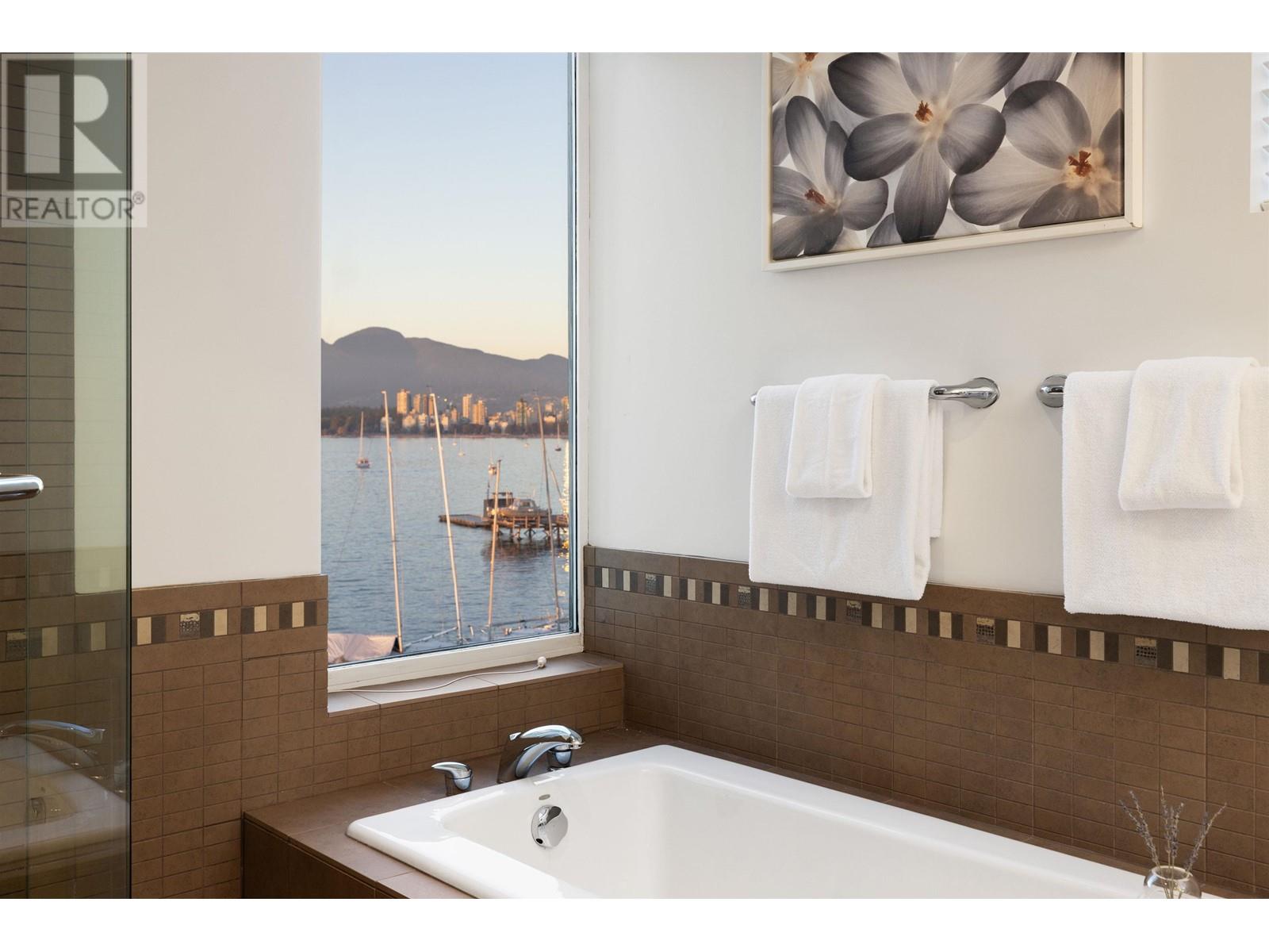2487 Point Grey Road, Vancouver, British Columbia  V6K 1A1 - Photo 20 - R2816119