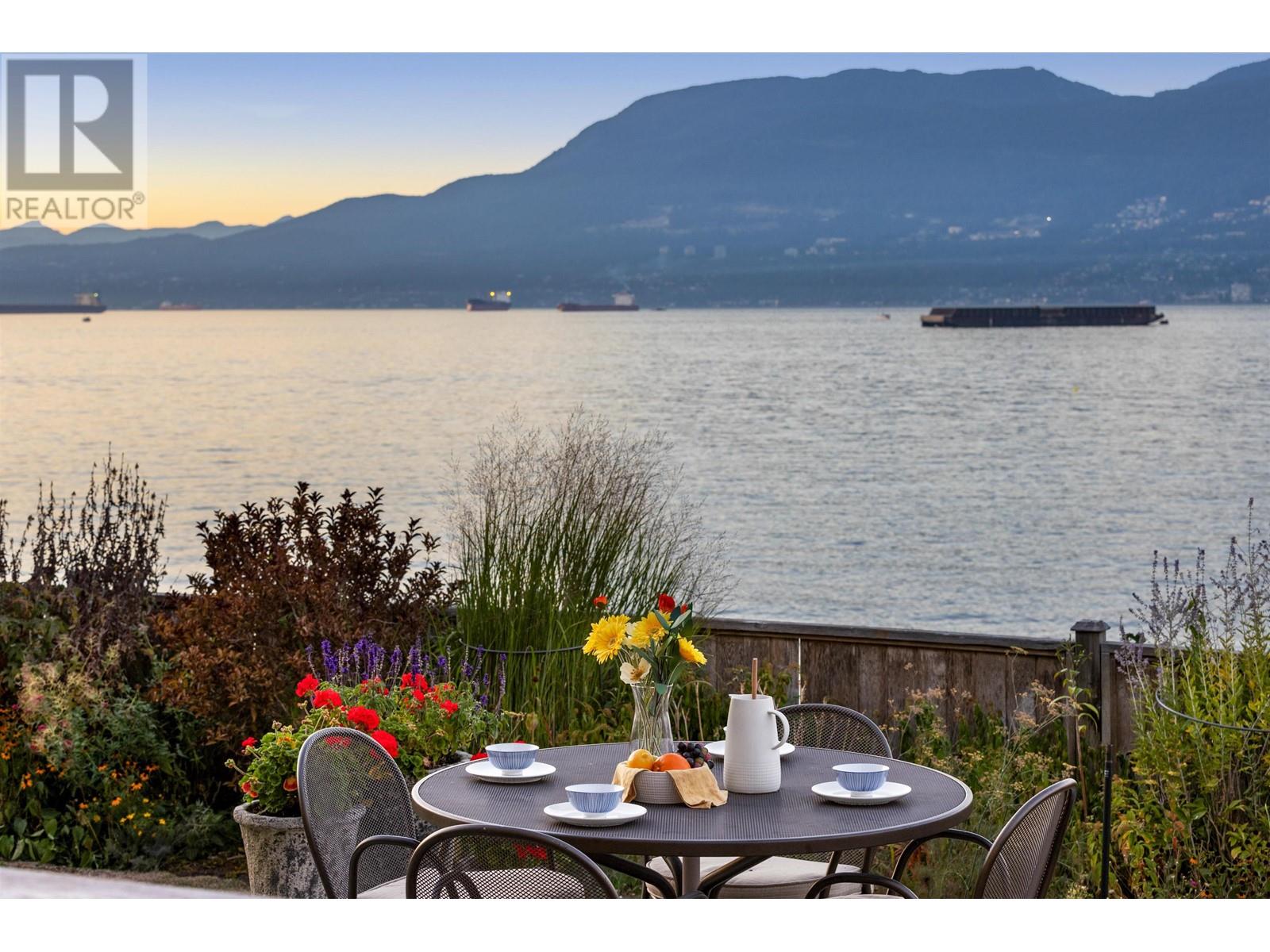 2487 Point Grey Road, Vancouver, British Columbia  V6K 1A1 - Photo 29 - R2816119