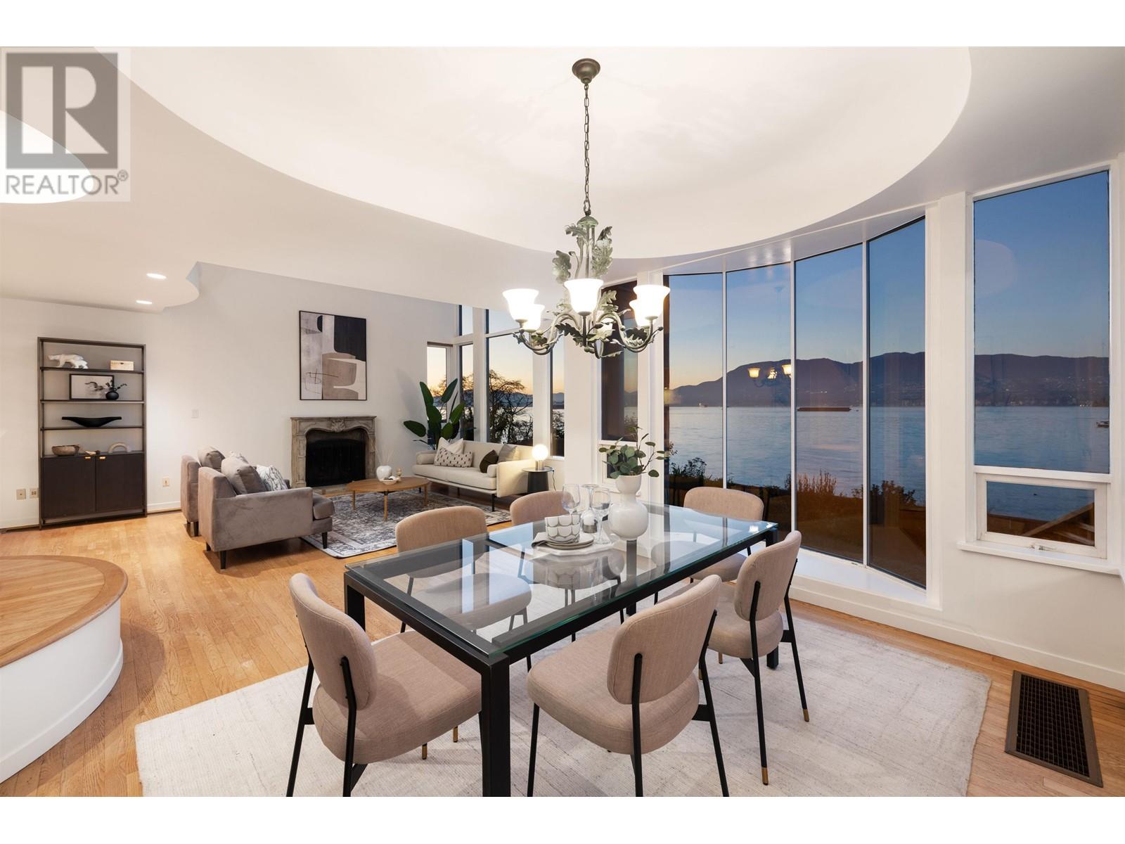 2487 Point Grey Road, Vancouver, British Columbia  V6K 1A1 - Photo 8 - R2816119