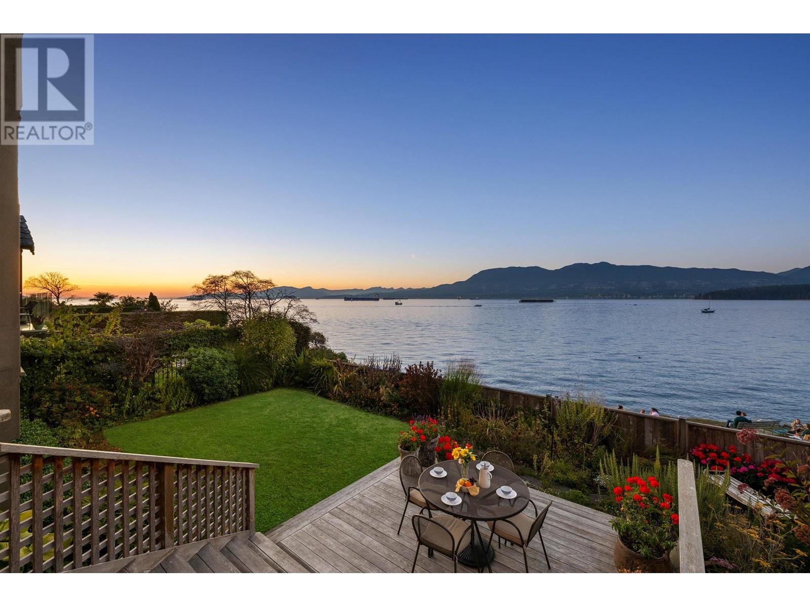 2487 Point Grey Road, Vancouver, British Columbia  V6K 1A1 - Photo 31 - R2816119