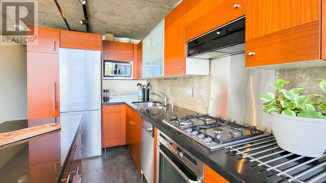 824 289 Alexander Street, Vancouver, British Columbia  V6A 4H6 - Photo 3 - R2827124