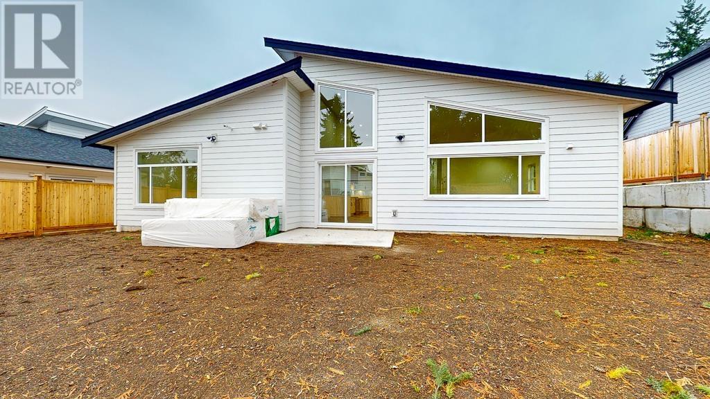 502 Jordan Way, Gibsons, British Columbia  V0N 1V5 - Photo 3 - R2822511