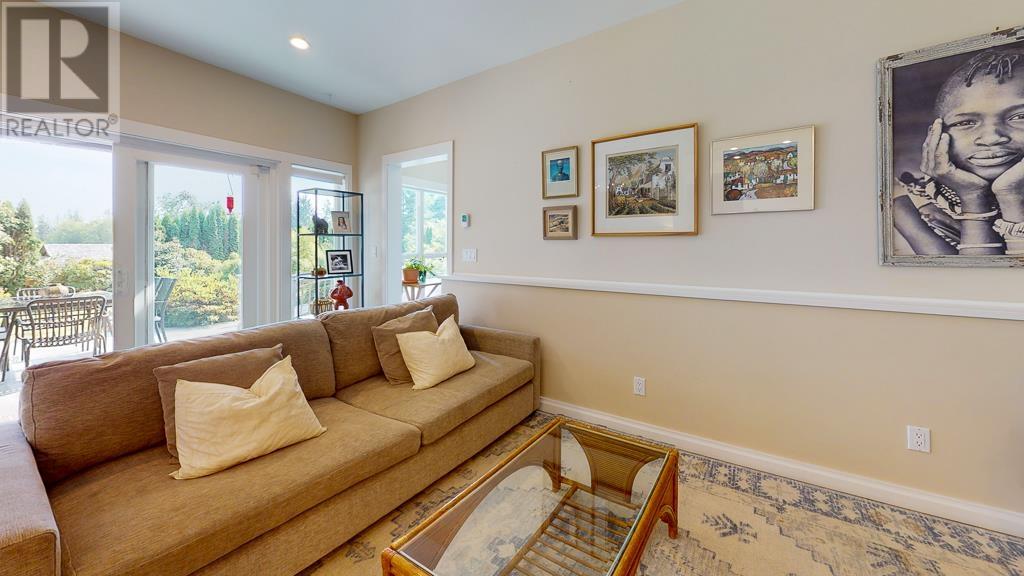 1210 Reed Road, Gibsons, British Columbia  V0N 1V7 - Photo 30 - R2796280