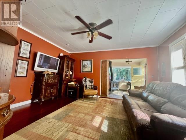 595 Pratt Road, Gibsons, British Columbia  V0N 1V4 - Photo 12 - R2808006